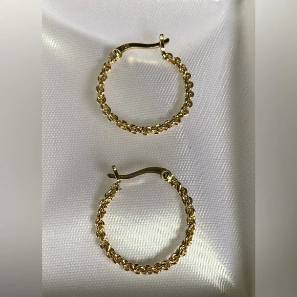 vintage yellow gold over 925 sterling silver hoop earrings. - Picture 2 of 15
